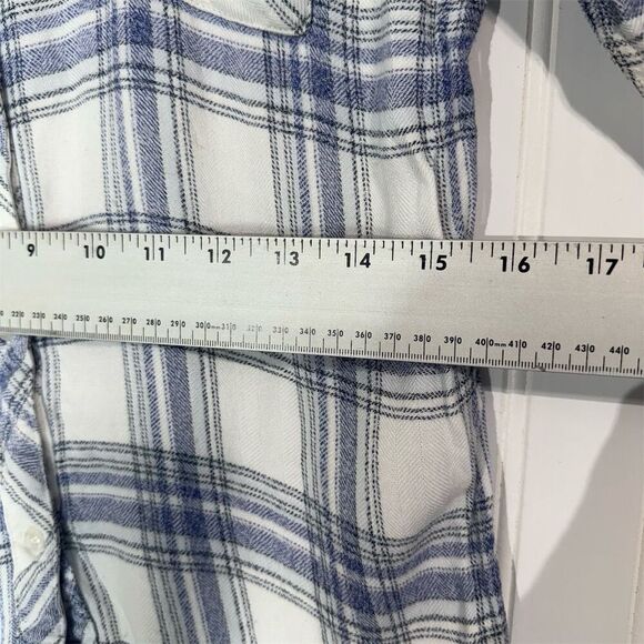 Rails Hunter Shirt M Navy White Plaid Button Down Long Sleeve Soft Viscose Top - Picture 4 of 7